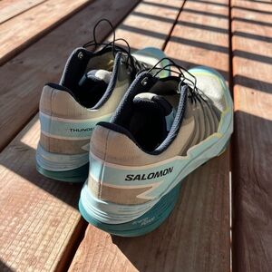 Solomon women’s trail running shoes size 9